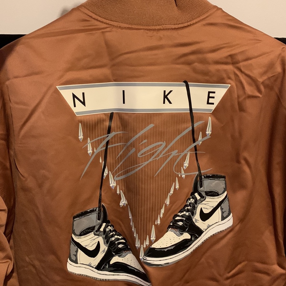 Jacket - Picture 3 of 6